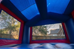 Frozen20420of208 1741118338 Frozen Bounce House